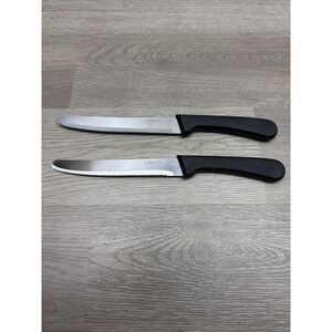 Winco K-50P #249 5" Stainless Steel Steak Knifes Set Of Two NSF Plastic Handle